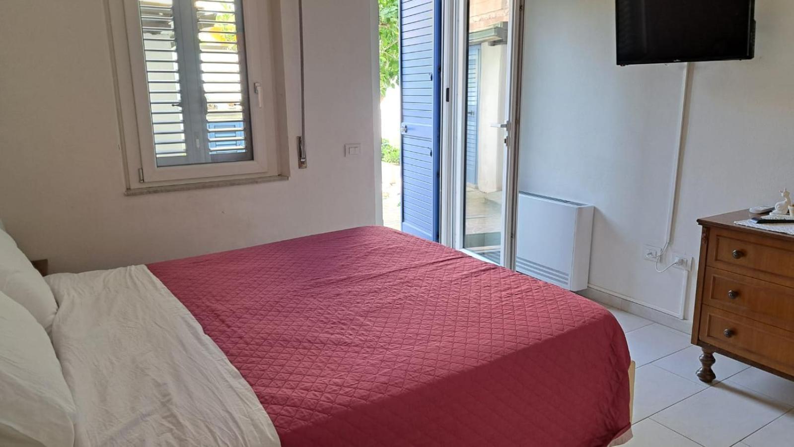 Anninnia Guest House B&B - Ghiiarza Ghilarza Kültér fotó