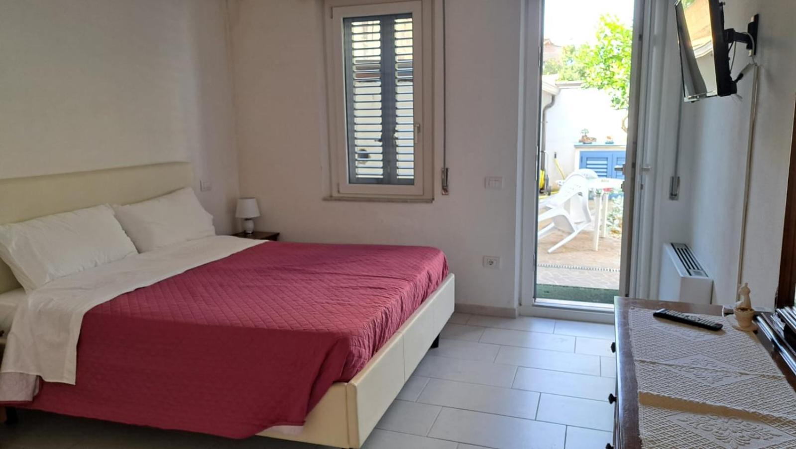 Anninnia Guest House B&B - Ghiiarza Ghilarza Kültér fotó